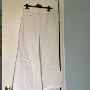 Wide leg, baggy white Mother jeans